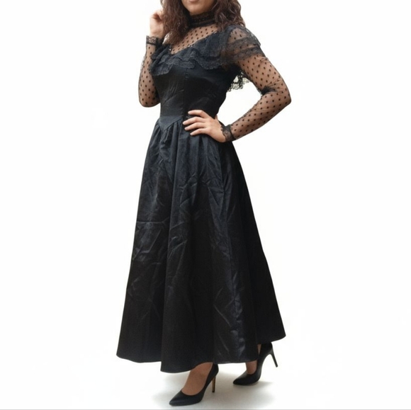 Vintage Black Lace Maxi Gown Gatsby Goth Victorian S-M - Picture 6 of 7